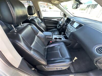 2017 Nissan Pathfinder SL   - Photo 14 - National City, CA 91950