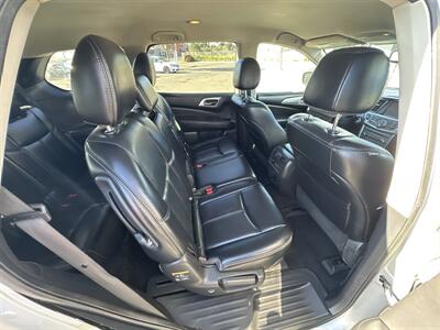 2017 Nissan Pathfinder SL   - Photo 13 - National City, CA 91950