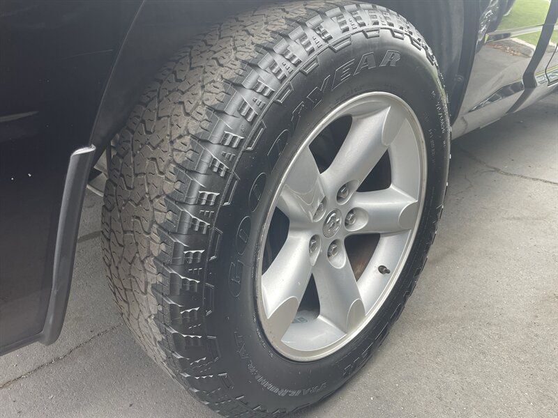 2012 RAM 1500 Regular Cab ST - Photo 9 -