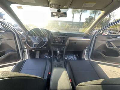 2018 Volkswagen Tiguan 2.0T SE   - Photo 16 -