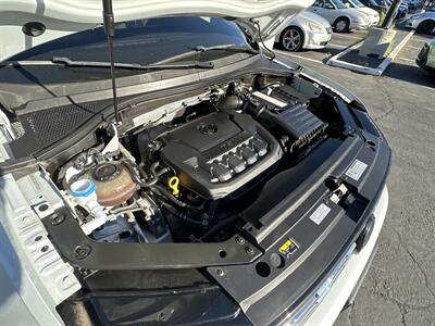 2018 Volkswagen Tiguan 2.0T SE   - Photo 17 -