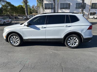 2018 Volkswagen Tiguan 2.0T SE   - Photo 8 -
