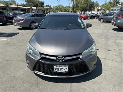 2017 Toyota Camry SE   - Photo 2 - 