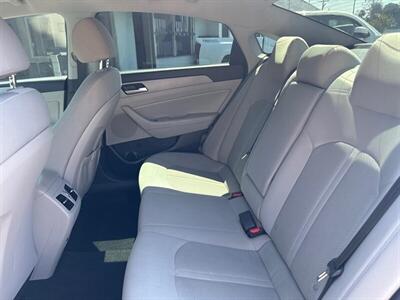2019 Hyundai SONATA SEL   - Photo 11 - National City, CA 91950