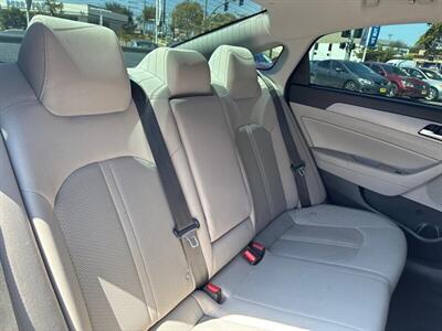 2019 Hyundai SONATA SEL   - Photo 13 - National City, CA 91950
