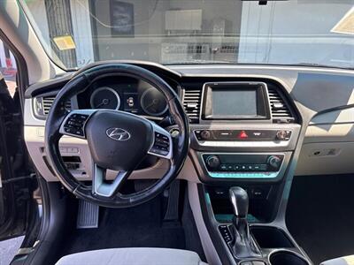 2019 Hyundai SONATA SEL   - Photo 9 - National City, CA 91950