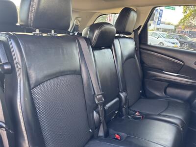 2020 Dodge Journey Crossroad   - Photo 14 - 