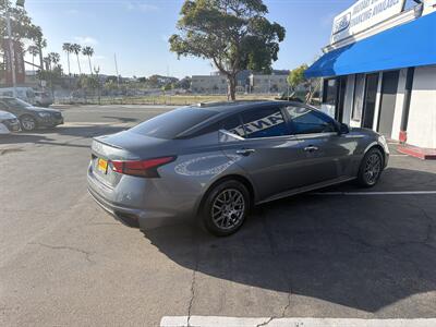 2019 Nissan Altima 2.5 S   - Photo 5 - National City, CA 91950