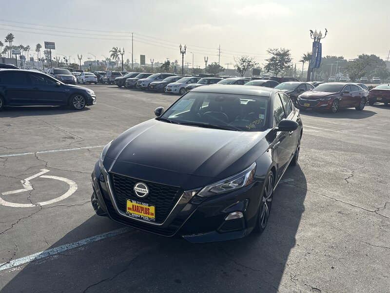 2020 Nissan Altima SR