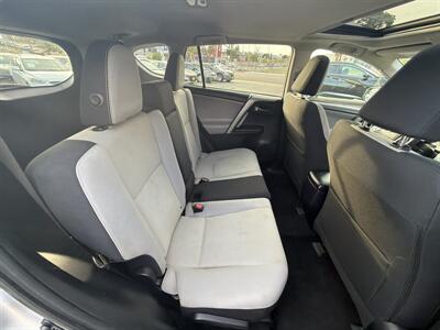 2016 Toyota RAV4 XLE - Photo 11 -