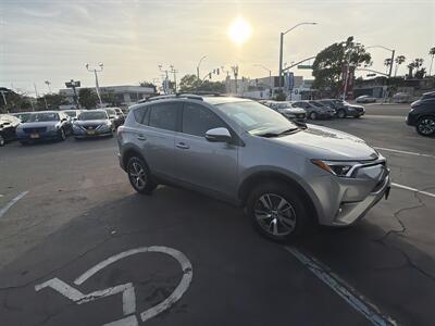 2016 Toyota RAV4 XLE - Photo 5 -