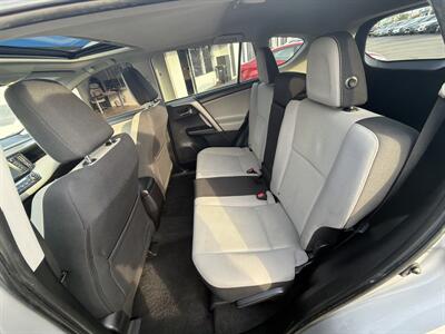 2016 Toyota RAV4 XLE - Photo 9 -