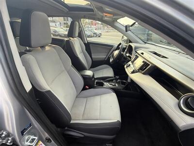 2016 Toyota RAV4 XLE - Photo 10 -