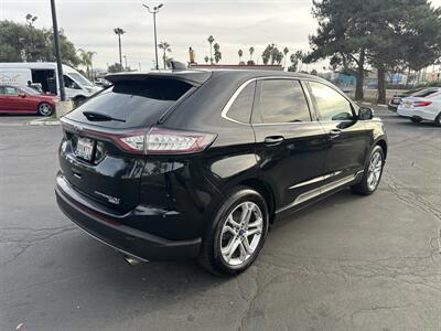 2018 Ford Edge Titanium   - Photo 5 - 