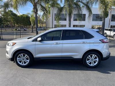 2019 Ford Edge SEL   - Photo 2 - 