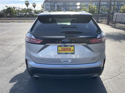 2019 Ford Edge SEL   - Photo 4 - 