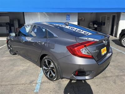 2017 Honda Civic Touring   - Photo 6 - National City, CA 91950