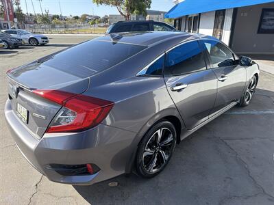 2017 Honda Civic Touring   - Photo 5 - National City, CA 91950
