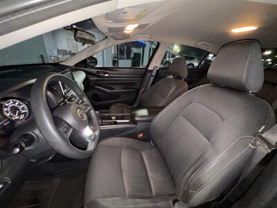 2019 Nissan Altima 2.5 S   - Photo 10 - 