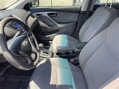 2013 Hyundai ELANTRA GLS   - Photo 11 - 