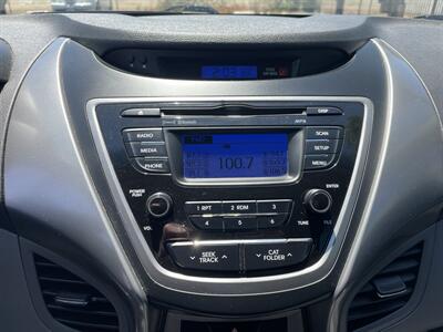 2013 Hyundai ELANTRA GLS   - Photo 12 - 
