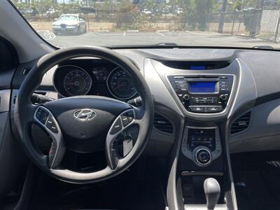 2013 Hyundai ELANTRA GLS   - Photo 9 - 