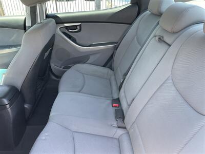 2013 Hyundai ELANTRA GLS   - Photo 10 - 