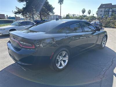 2016 Dodge Charger SXT   - Photo 5 -