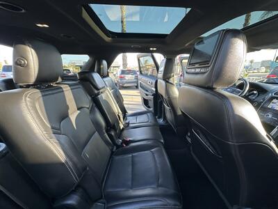 2019 Ford Explorer Limited   - Photo 10 - 