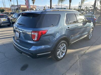 2019 Ford Explorer Limited   - Photo 5 - 