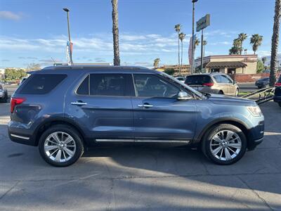 2019 Ford Explorer Limited   - Photo 4 - 