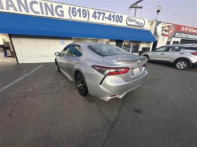 2021 Toyota Camry SE   - Photo 3 - National City, CA 91950