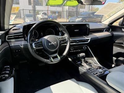 2022 Kia K5 EX   - Photo 10 - National City, CA 91950