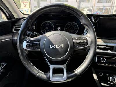 2022 Kia K5 EX   - Photo 9 - National City, CA 91950