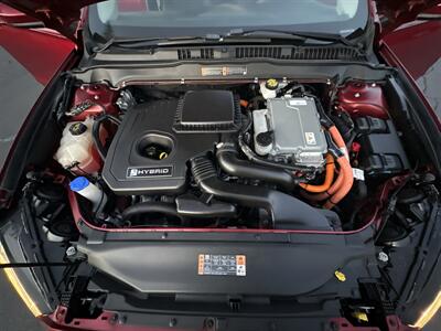 2018 Ford Fusion Hybrid SE   - Photo 14 - 