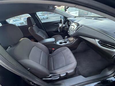 2018 Chevrolet Malibu LT   - Photo 14 - National City, CA 91950