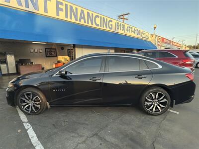 2018 Chevrolet Malibu LT   - Photo 2 - National City, CA 91950