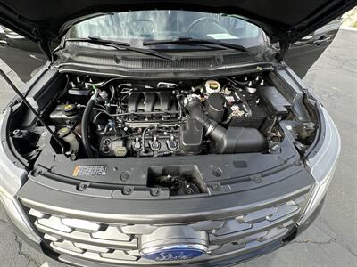 2018 Ford Explorer XLT   - Photo 14 - 