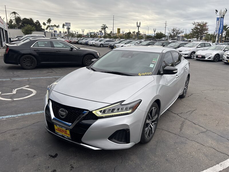 2020 Nissan Maxima SV's photo