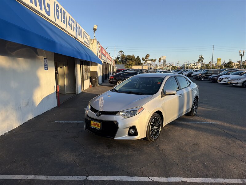 2016 Toyota Corolla S Plus  