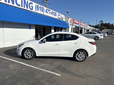 2018 Toyota Yaris iA   - Photo 2 -