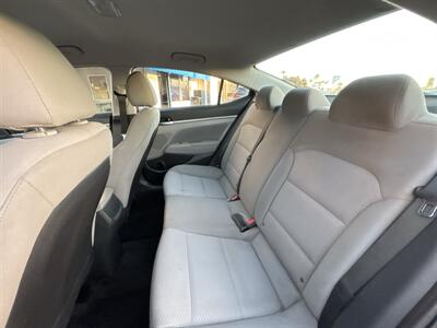 2020 Hyundai ELANTRA SEL   - Photo 11 - National City, CA 91950
