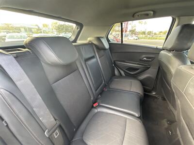 2022 Chevrolet Trax LT   - Photo 12 - National City, CA 91950