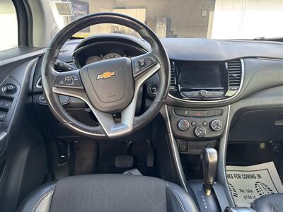2022 Chevrolet Trax LT   - Photo 8 - National City, CA 91950