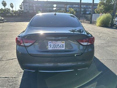 2017 Chrysler 200 Limited   - Photo 7 - 