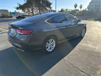 2017 Chrysler 200 Limited   - Photo 6 - 