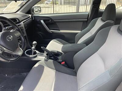 2015 Scion tC   - Photo 10 - 