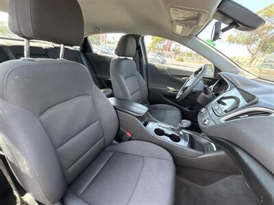 2022 Chevrolet Malibu LT   - Photo 12 - National City, CA 91950