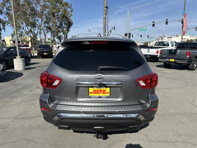 2020 Nissan Pathfinder S   - Photo 6 - National City, CA 91950