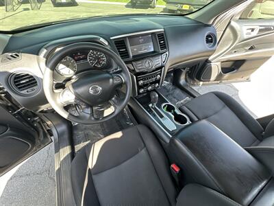 2020 Nissan Pathfinder S   - Photo 14 - National City, CA 91950